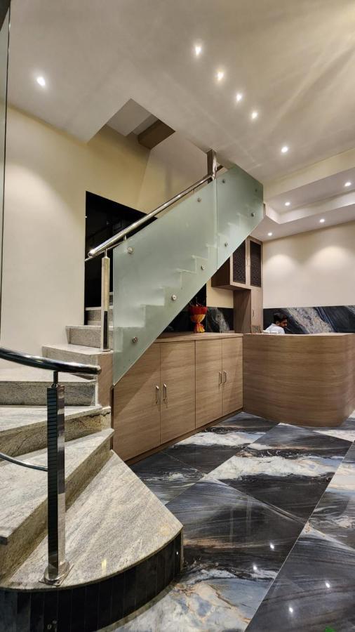 Hotel Peace International Bombaj Zewnętrze zdjęcie